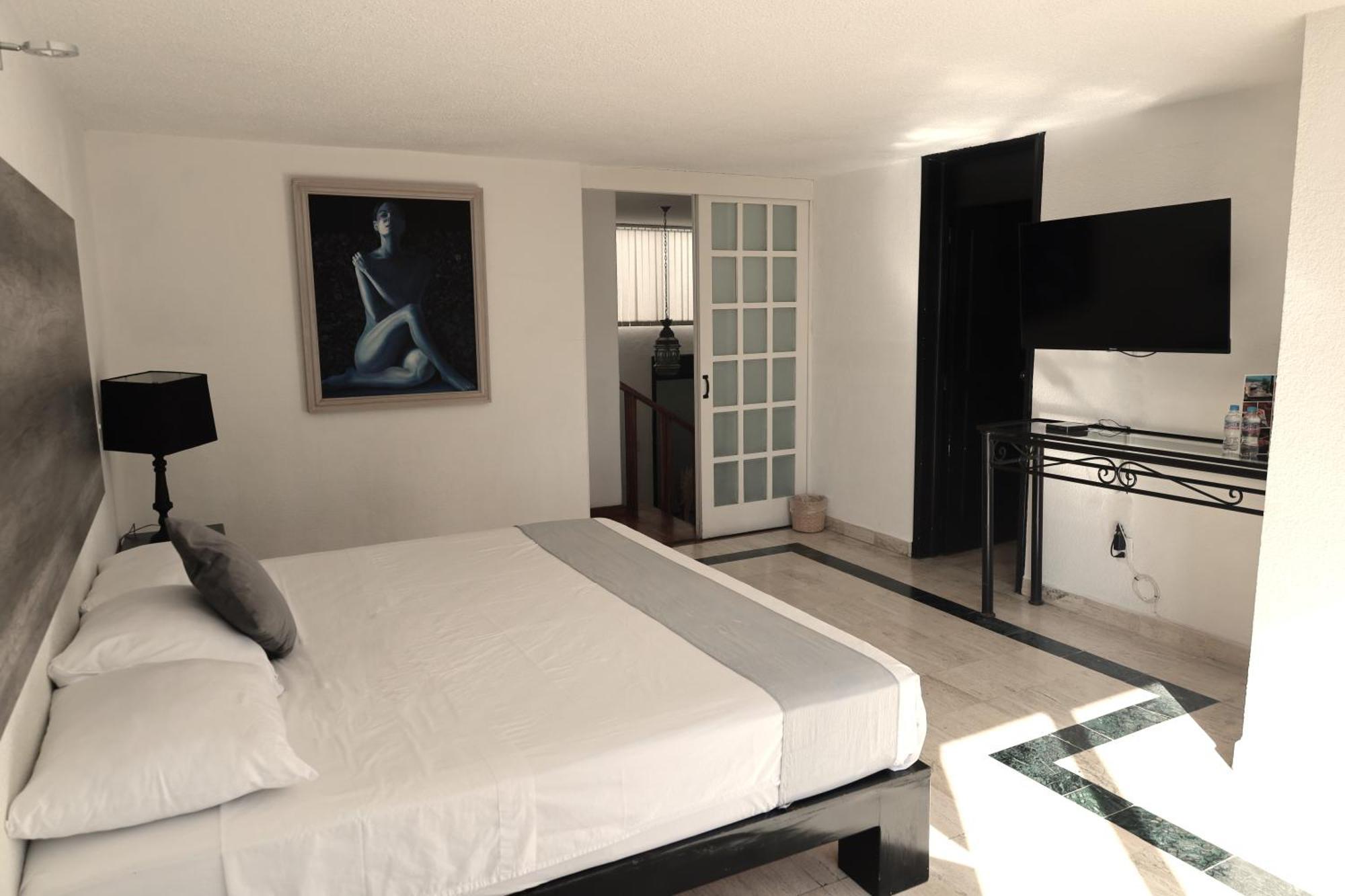 Hotel Grand Vista Κουερναβάκα Εξωτερικό φωτογραφία